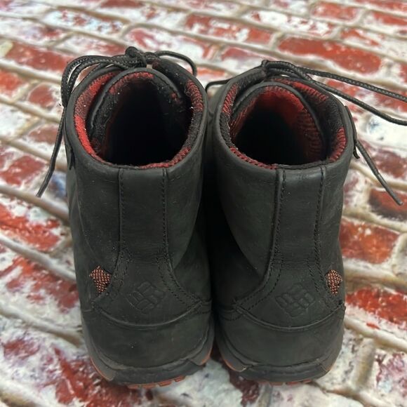 Columbia black boots with red plaid trim - Picture 6 of 7